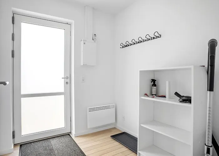 Lovely In With House Sea View