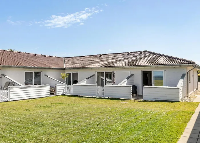 Lovely In With House Sea View Богенсе